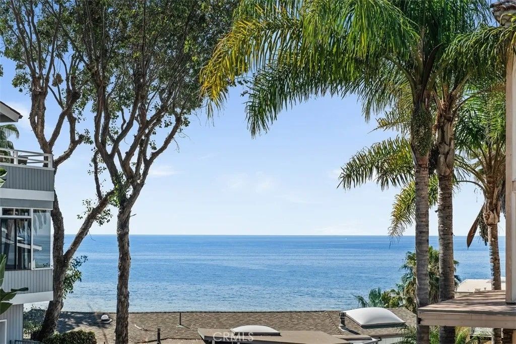 Photo of 31722 Seacliff Dr, Laguna Beach, CA 92651 (MLS # LG26056216)