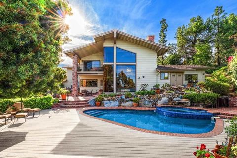 Photo of 1605 Vista Del Valle Blvd, El Cajon, CA 92019 (MLS # PTP2601960)