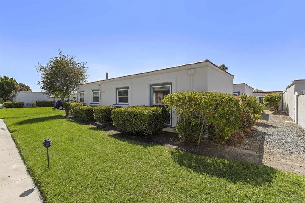 Photo of 3621 S Vista Campana #46, Oceanside, CA 92057 (MLS # NDP2608959)