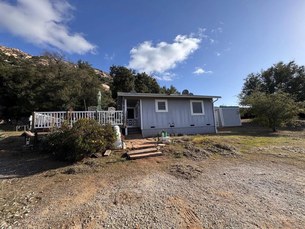 Photo of 13903 Wildcat Canyon Rd, Lakeside, CA 92040 (MLS # 250020759)