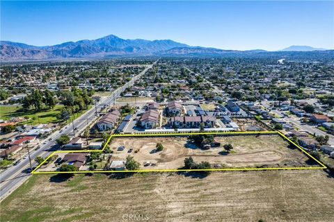 Tiny photo for 831 W Lugonia Ave, Redlands, CA 92374 (MLS # IG25249115)
