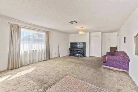 Tiny photo for 831 W Lugonia Ave, Redlands, CA 92374 (MLS # IG25249115)