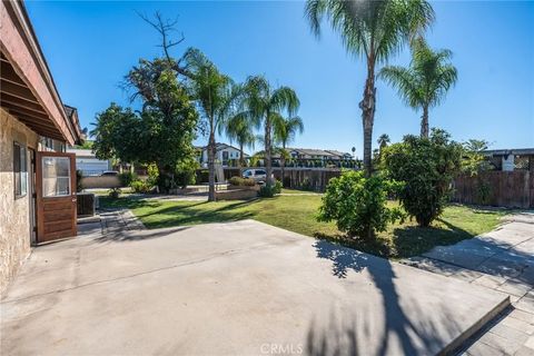 Tiny photo for 831 W Lugonia Ave, Redlands, CA 92374 (MLS # IG25249115)