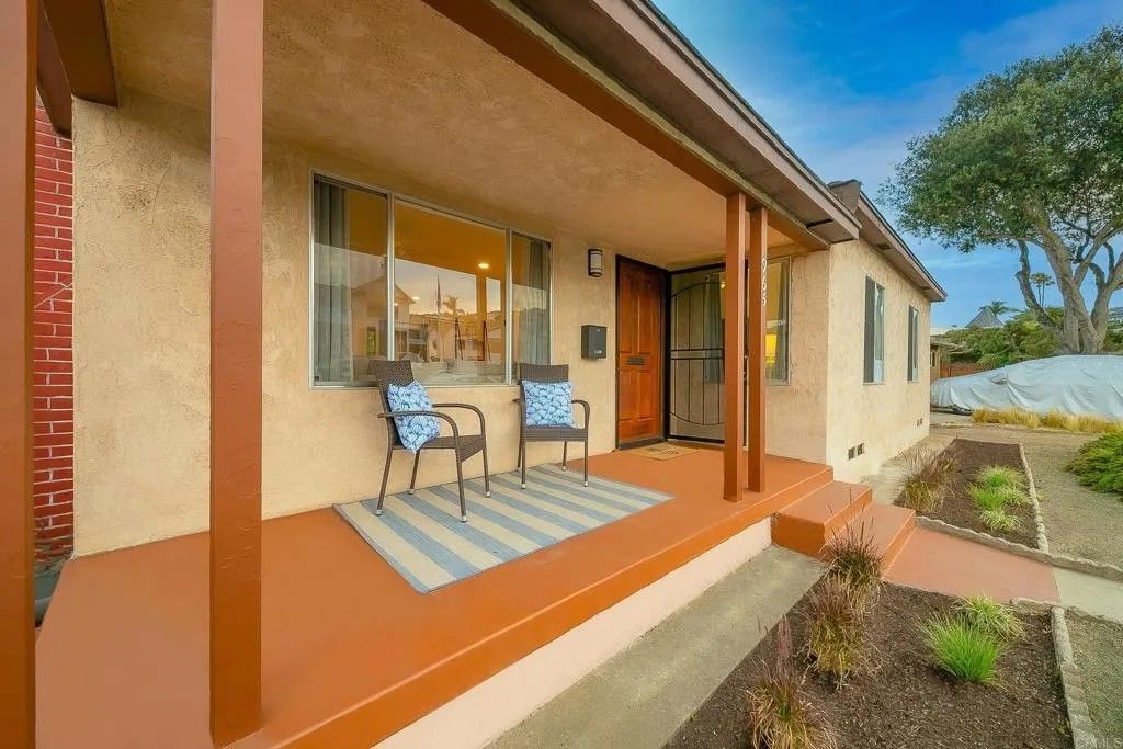 Photo of 965 Rosecrans Street, San Diego, CA 92106 (MLS # NDP2601777)