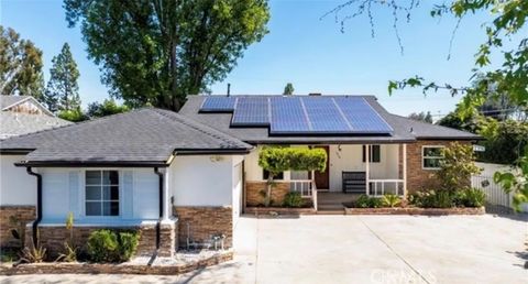 6454 Baird Reseda CA 91335