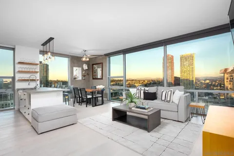 321 10th Ave Unit 2101, San Diego, CA 92101 - #: 2600851