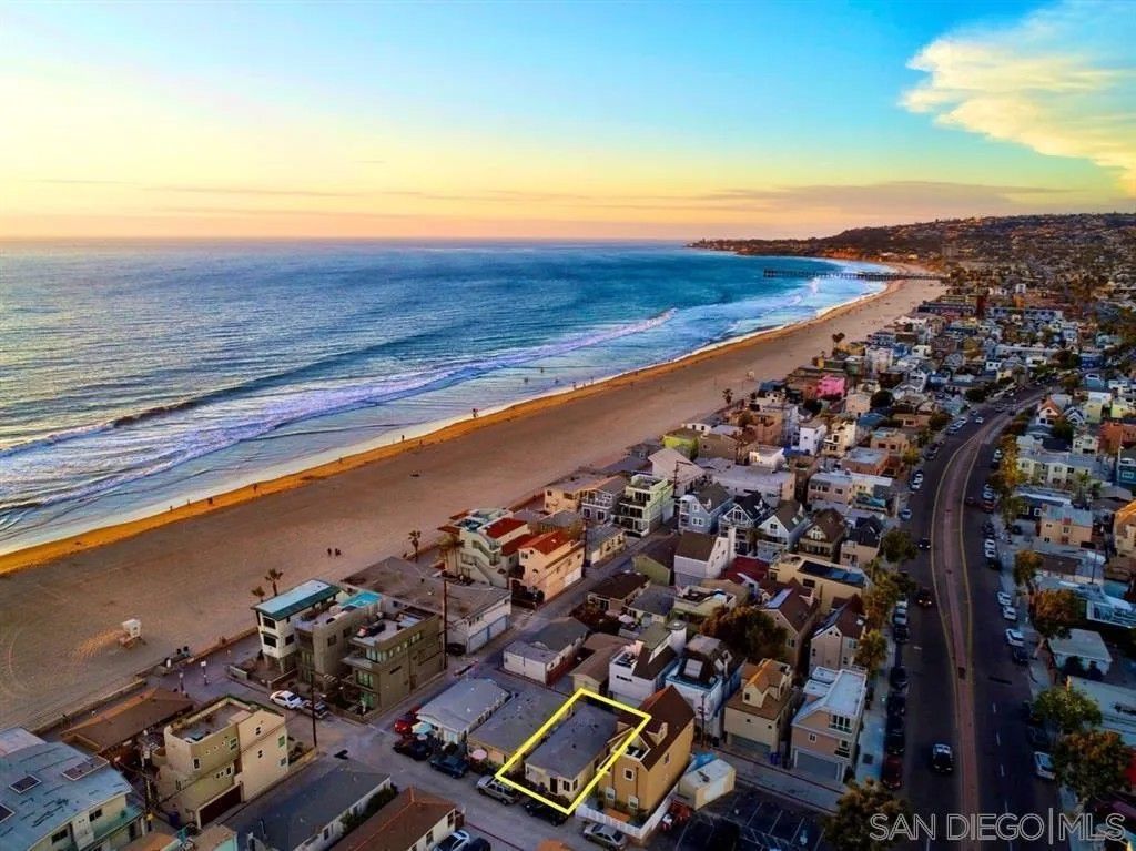 Photo of 722 San Jose Pl, San Diego, CA 92109 (MLS # 250044700)