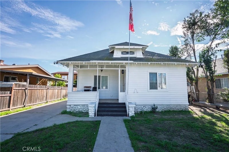 730 W 9th