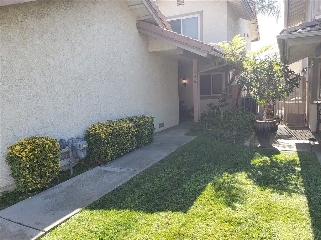 132 Oak Forest Circle