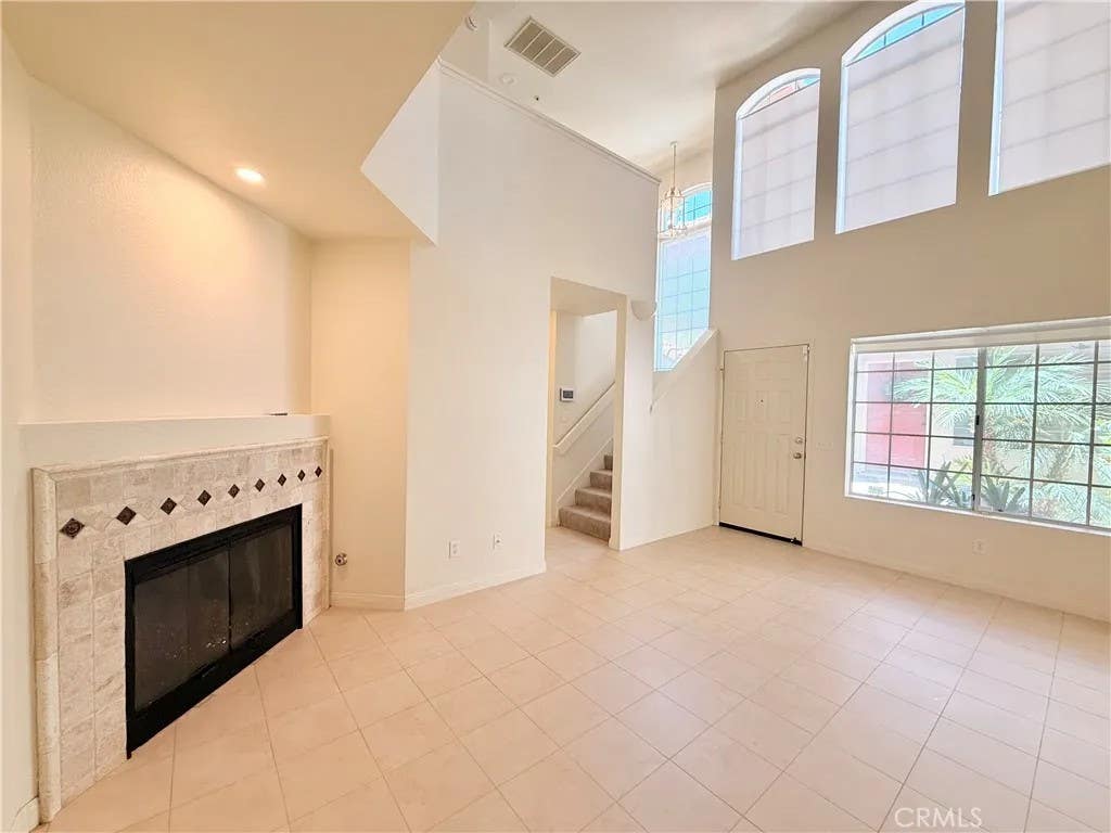 Photo of 1722 Promenade CIR, Vista, CA 92083 (MLS # OC26166077)