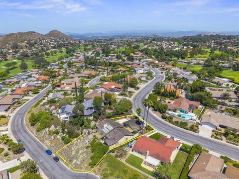 17768 Sintonte Dr San Diego CA 92128