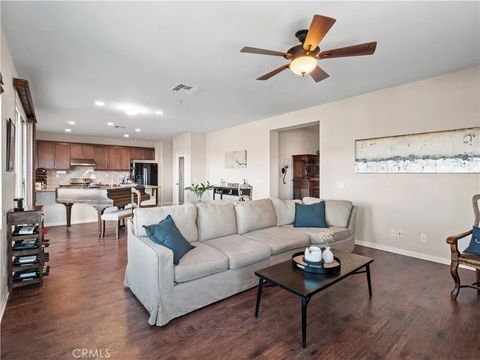 Tiny photo for 20517 Charlie Ct, Saugus, CA 91350 (MLS # SR25241262)