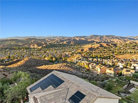 Tiny photo for 20517 Charlie Ct, Saugus, CA 91350 (MLS # SR25241262)