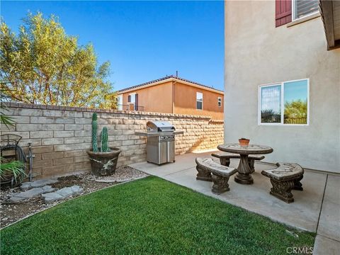 Tiny photo for 20517 Charlie Ct, Saugus, CA 91350 (MLS # SR25241262)