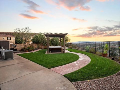 Tiny photo for 20517 Charlie Ct, Saugus, CA 91350 (MLS # SR25241262)