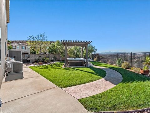 Tiny photo for 20517 Charlie Ct, Saugus, CA 91350 (MLS # SR25241262)