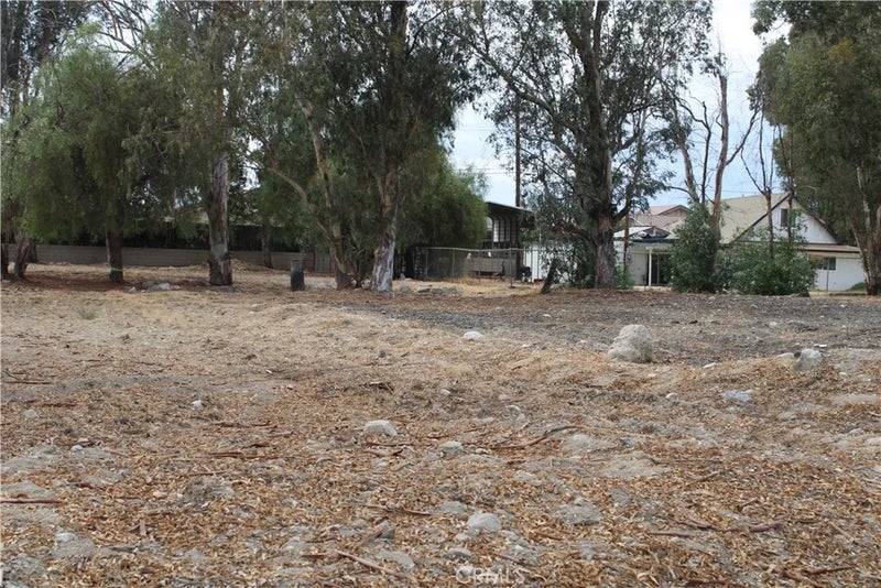1953 N 8Th