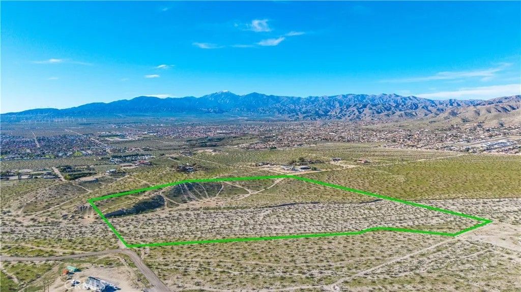 Photo of 123 McGarger Rd, Desert Hot Springs, CA 92240 (MLS # JT25206687)