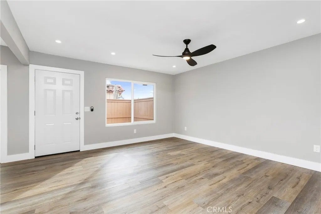 31377 Los Rios 64F