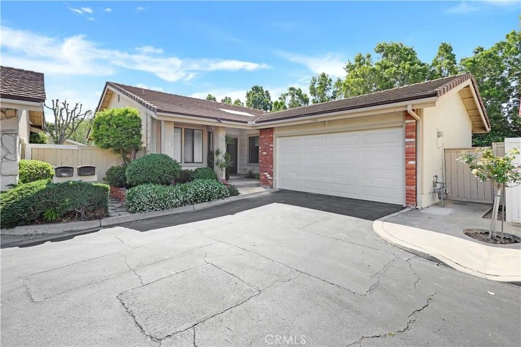 Photo of 14091 Dryden Lane, Santa Ana, CA 92705 (MLS # PW26078709)