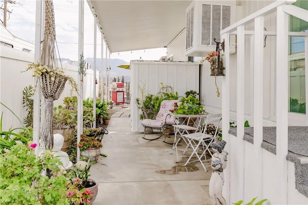 Photo of 655 E Main Street #66, San Jacinto, CA 92583 (MLS # CV25244754)