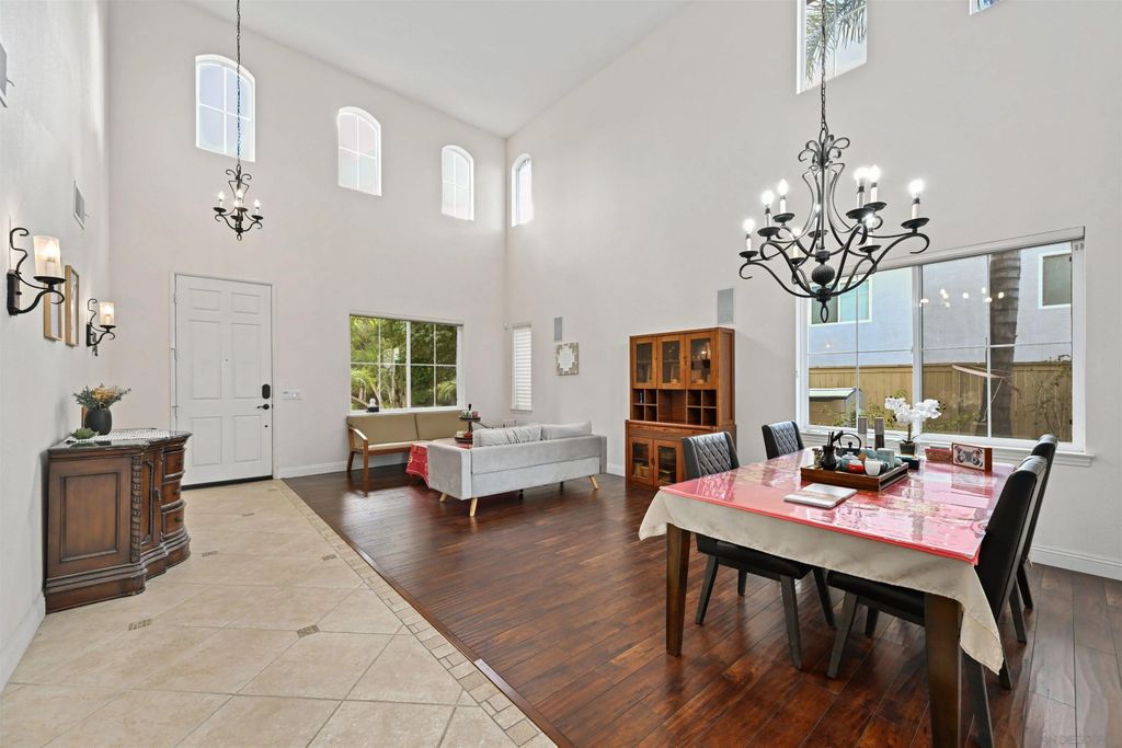 Photo of 10562 Aspen Gln, Escondido, CA 92026 (MLS # 260003766)