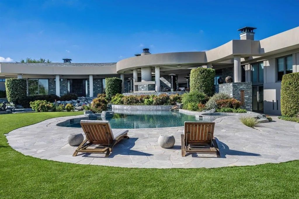 Photo of 17534 Los Morros, Rancho Santa Fe, CA 92067 (MLS # NDP2507117)