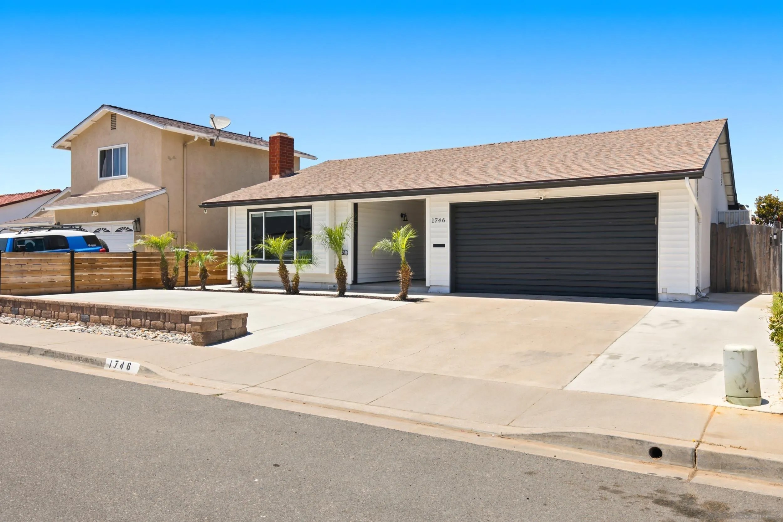 1746 Tremaine Way