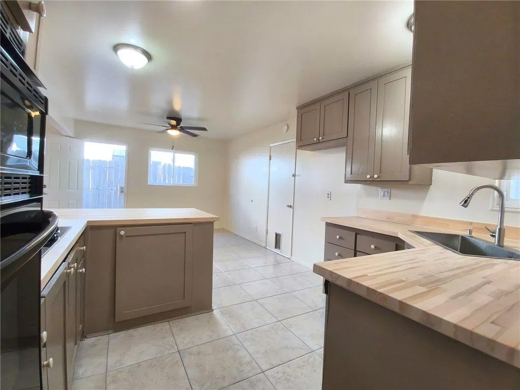 Photo of 1497 Lark Ave, Ventura, CA 93003 (MLS # AR25263911)