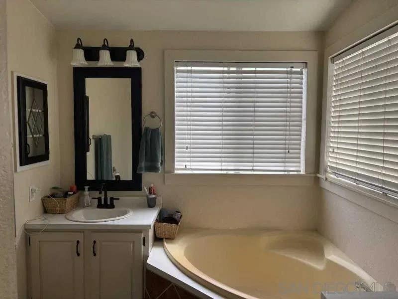 Photo of 13327 Casa Vista St #97, Poway, CA 92064 (MLS # 260019628)