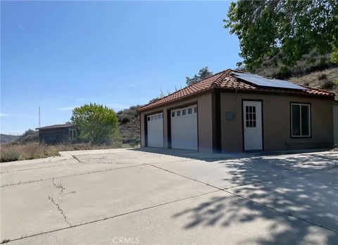 Tiny photo for 40014 95th Street, Leona Valley, CA 93551 (MLS # SR25239829)