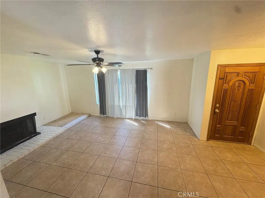 Photo of 9727 Fremont Avenue, Montclair, CA 91763 (MLS # TR25273927)