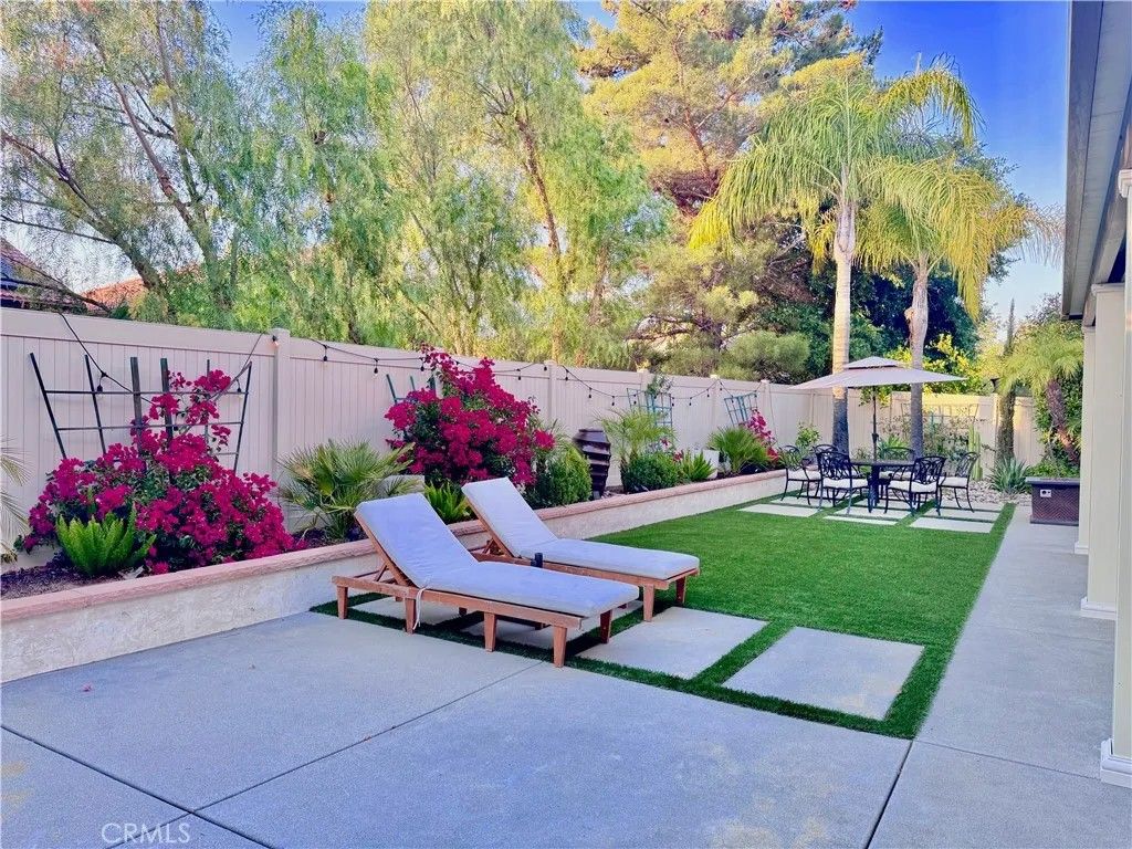 Photo of 32452 San Marco DR, Temecula, CA 92592 (MLS # SW26112715)