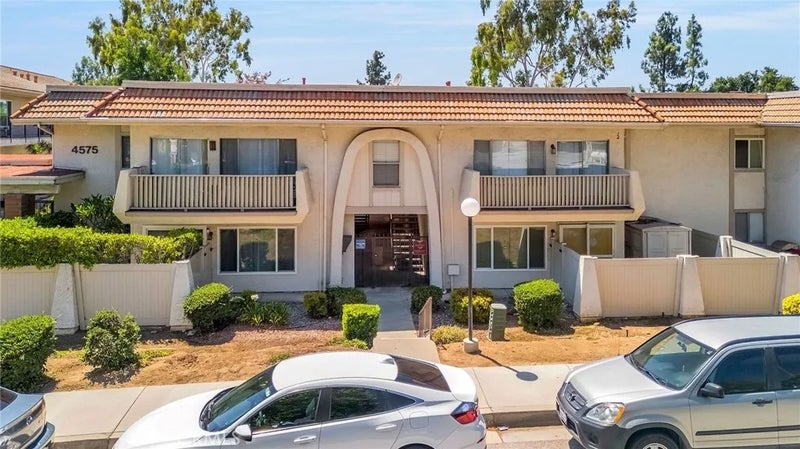 4575 Ramona Ave 2