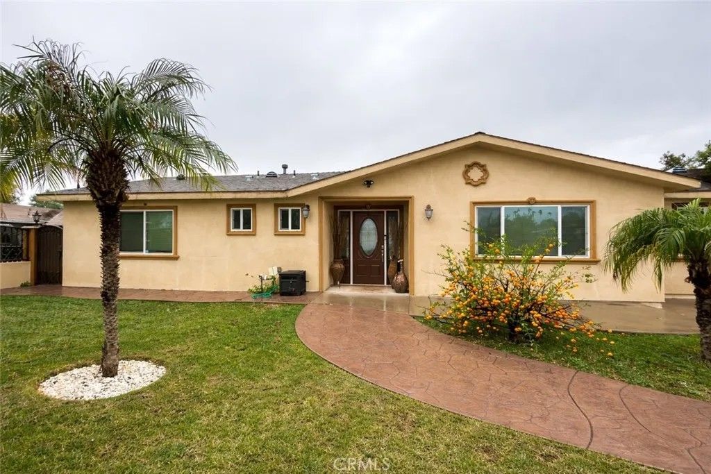 Photo of 7817 Nagle Ave, North Hollywood, CA 91605 (MLS # WS26011531)