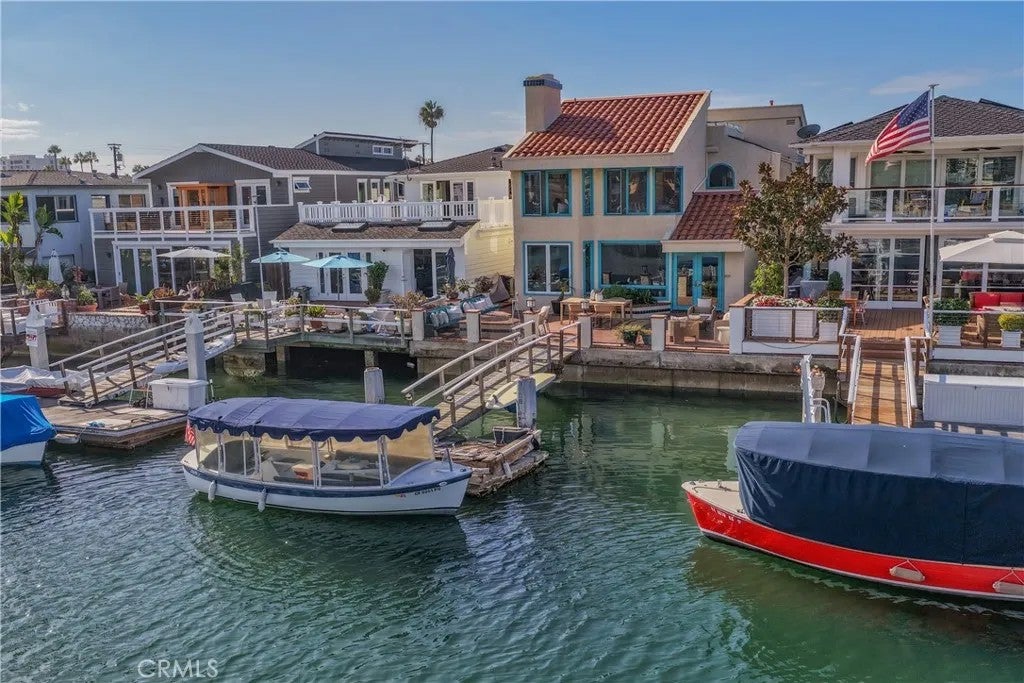 3708 Channel Place