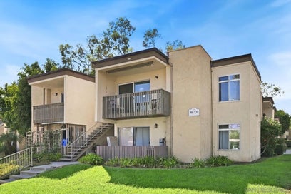 432 Edgehill Ln. 120 Oceanside CA 92054