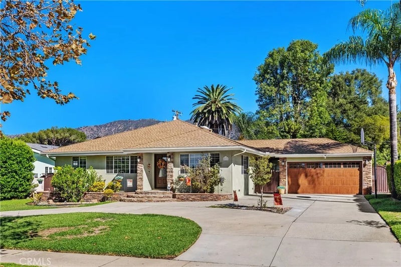611 E Foothill Blvd