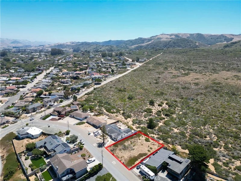 915 Highland