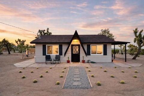 Photo of 57222 Hillcrest Dr, Yucca Valley, CA 92284 (MLS # NDP2602319)