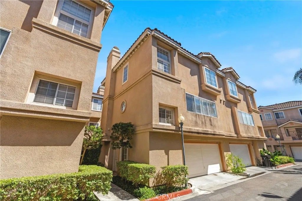 Photo of 14075 Lemoli Way, Hawthorne, CA 90250 (MLS # RS26077904)