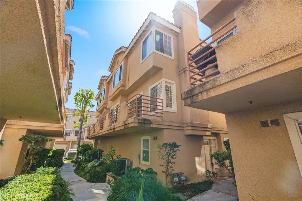 Photo of 14075 Lemoli Way, Hawthorne, CA 90250 (MLS # RS26077904)