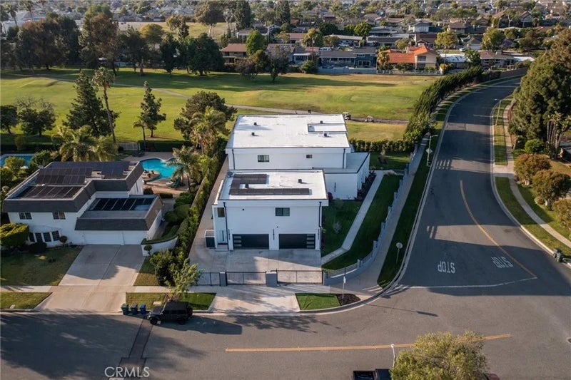 4415 Parkview Drive