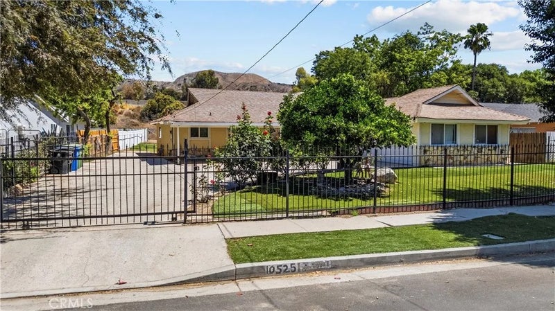 10525 Woldrich St.