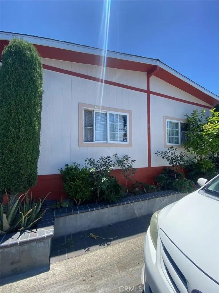 Photo of 4080 W 1st ST #218, Santa Ana, CA 92703 (MLS # SR26140506)