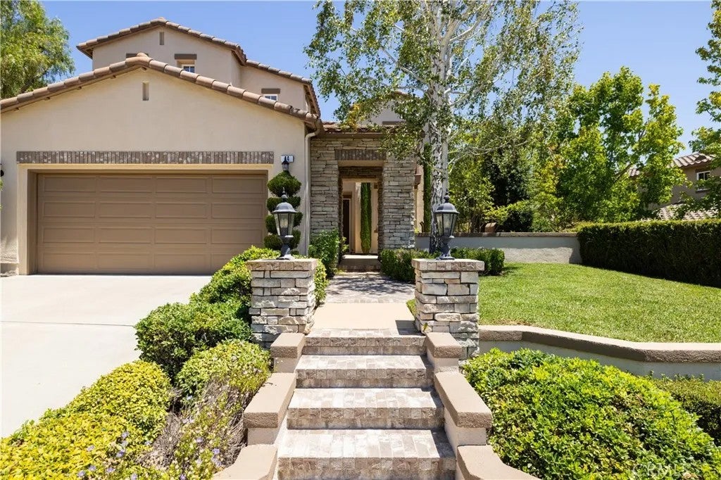 44 Sagitta Way