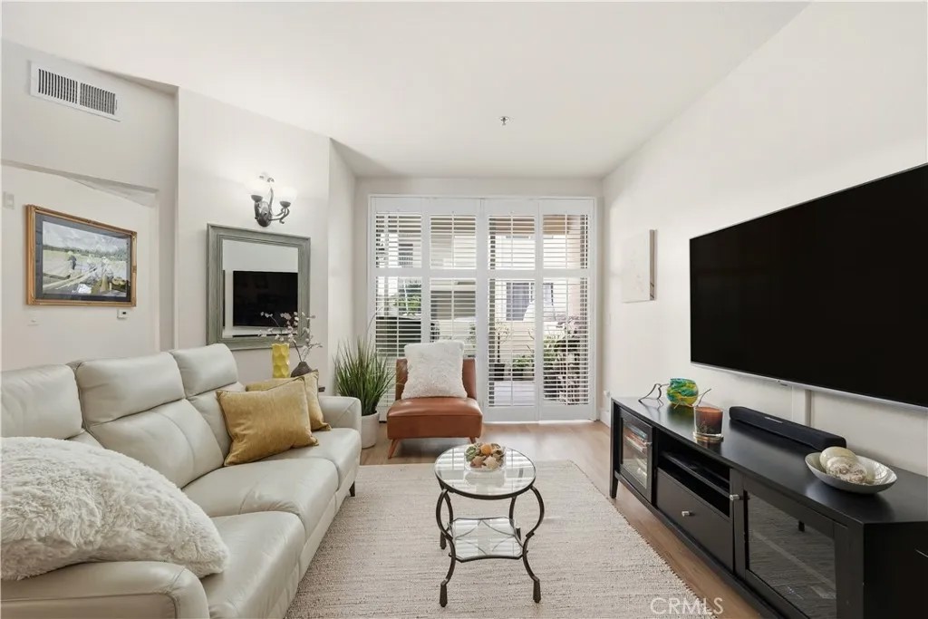 535 Magnolia 113