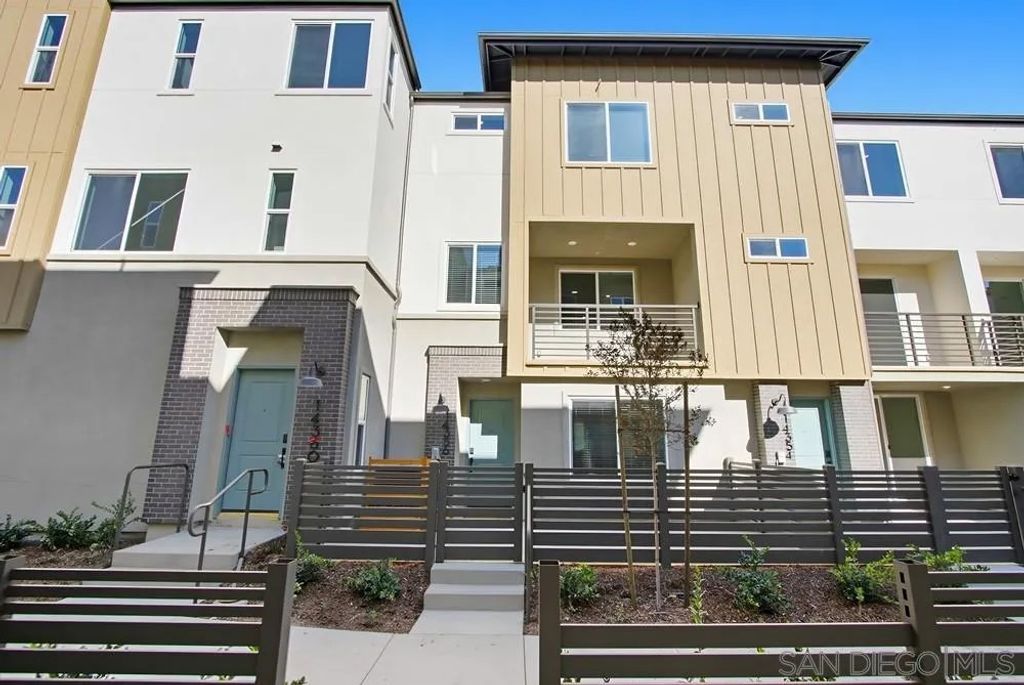 Photo of 14382 Savannah Court, San Diego, CA 92128 (MLS # 260003062)