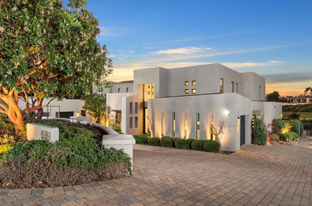 Photo of 6968 Saint Andrews Rd, Rancho Santa Fe, CA 92067 (MLS # 250045449)