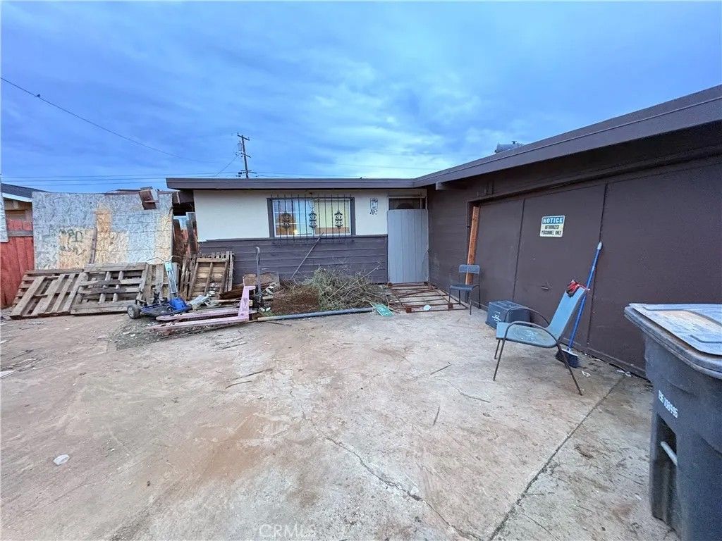 Photo of 199 S Gina Ave, El Cajon, CA 92019 (MLS # AR25282229)